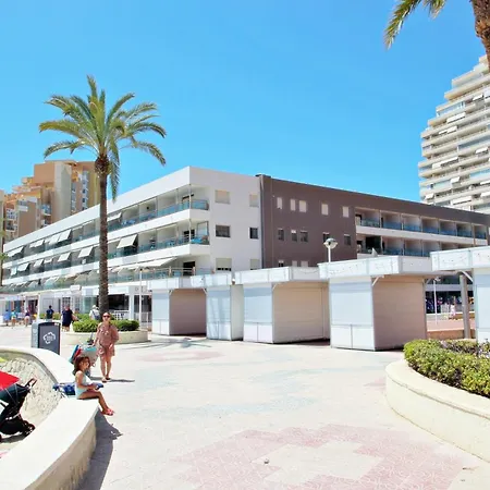 Xavier - Oceanfront With Sea Views In Apartment