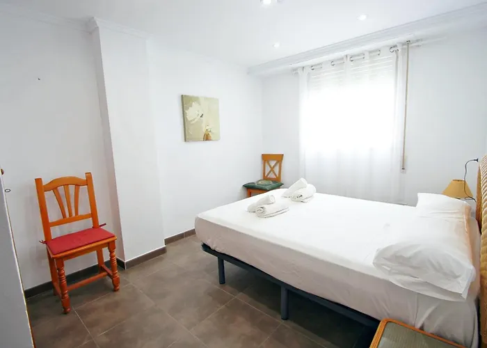 Xavier - Oceanfront With Sea Views In *